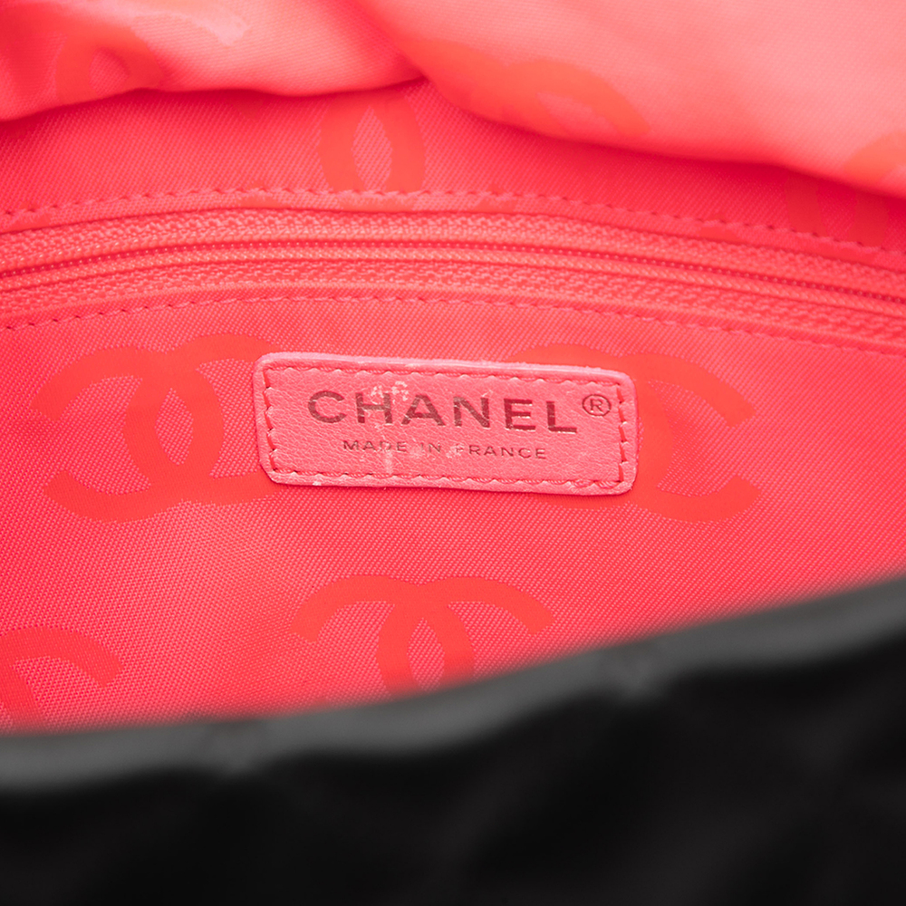 Pre-Loved Chanel Large Quilted Calfskin Cambon Ligne Tote - Picture 5 of 7